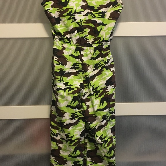 🆕 Neon Camo jumpsuit - Picture 2 of 8
